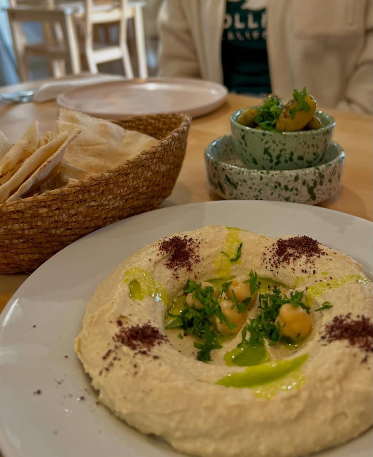 Hummus & Argan Oil